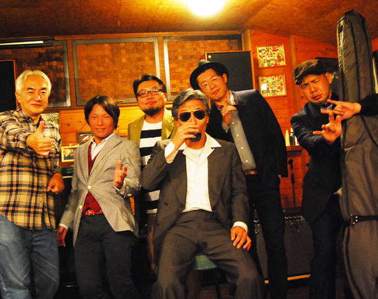 TAKU3.jpg